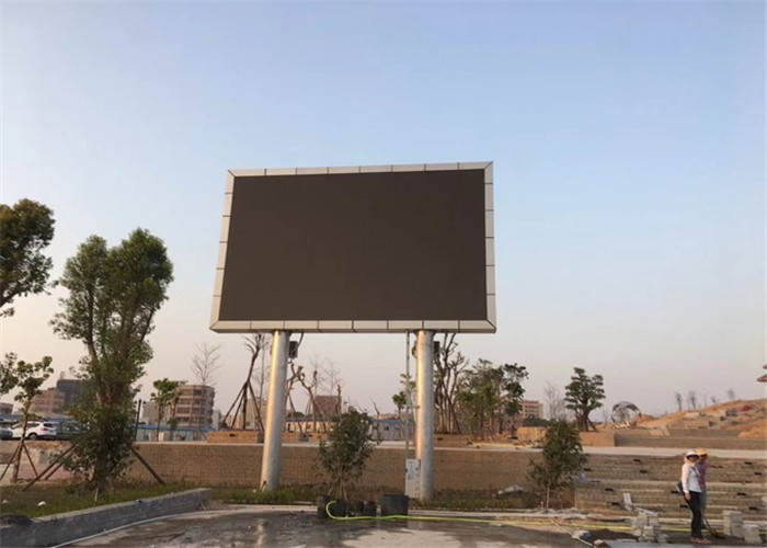 Energy Saving waterproof IP65 P10mm big Outdoor Advertising Screen For Train Station Easy Maintain