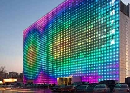 P10 Outdoor Flexible Led Video Curtain Rental Led Mesh Display On Building Facade
