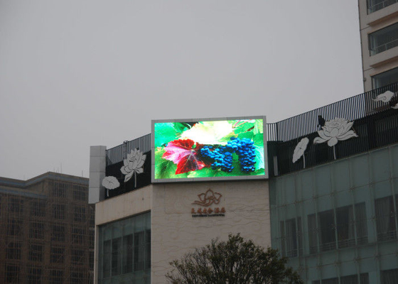 SMD3535 P8 Outdoor Led Display Screens For Business Light And Slim Design 960*960mm Cabinet