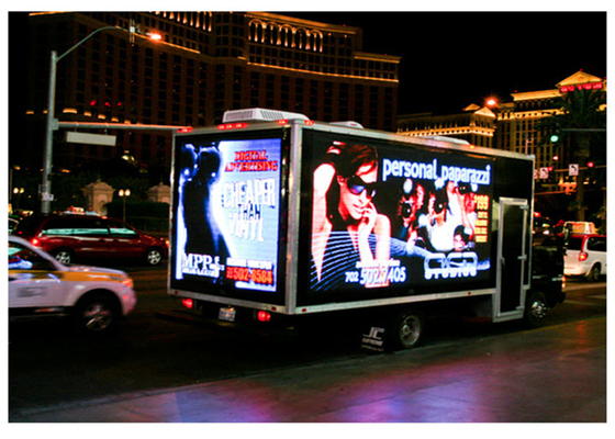 Mobile Advertising Trailer LED Display , Electronic Billboard LED Display P4mm